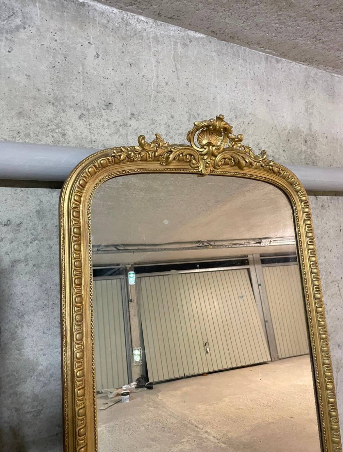 Miroir ancien Louis Philippe fronton doré - 191 x 90 cm