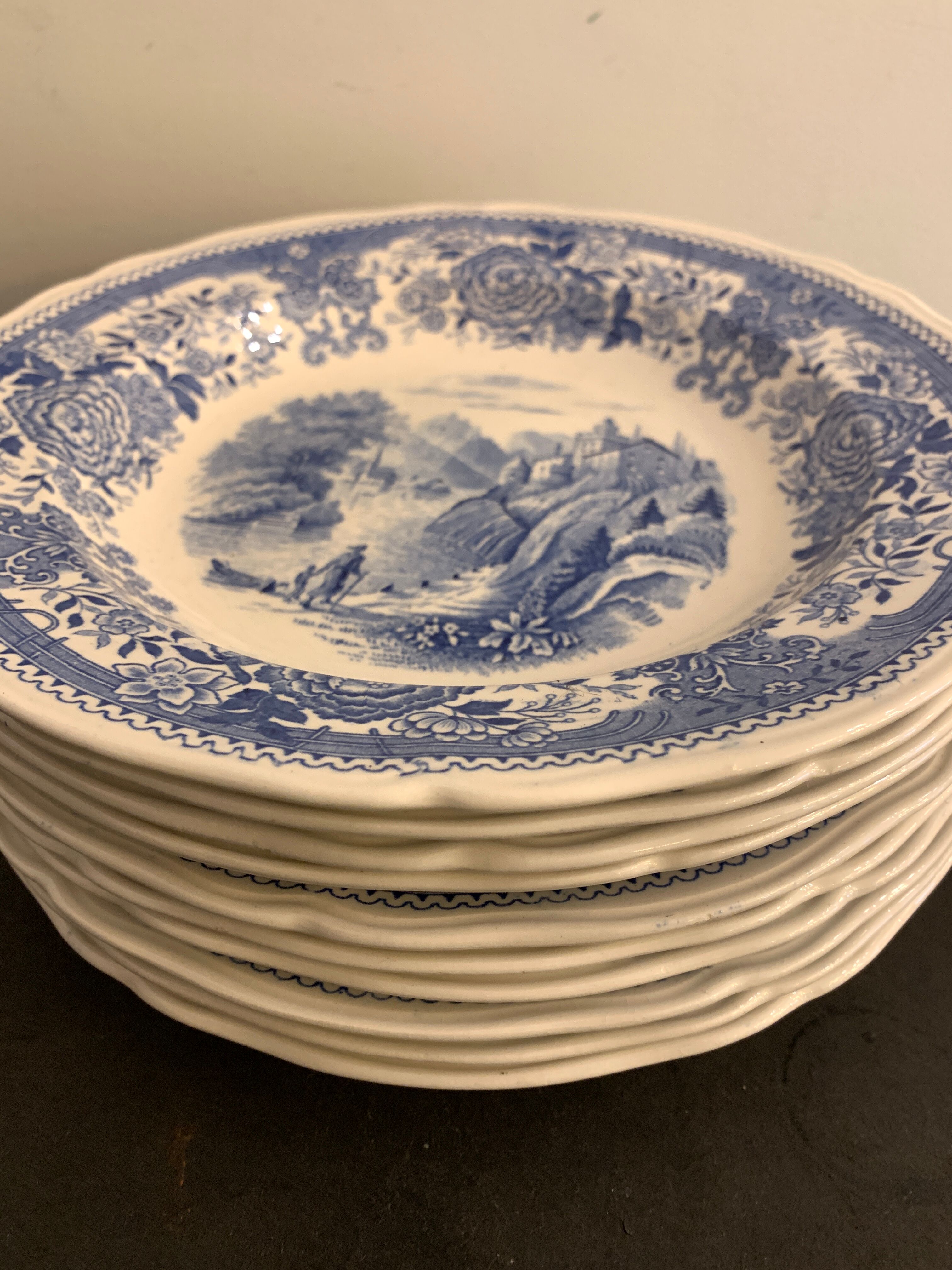 Set of 10 Villeroy and Boch hollow plates Burgenland model