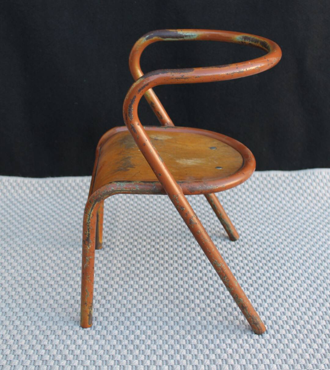 Chaise d'ecolier