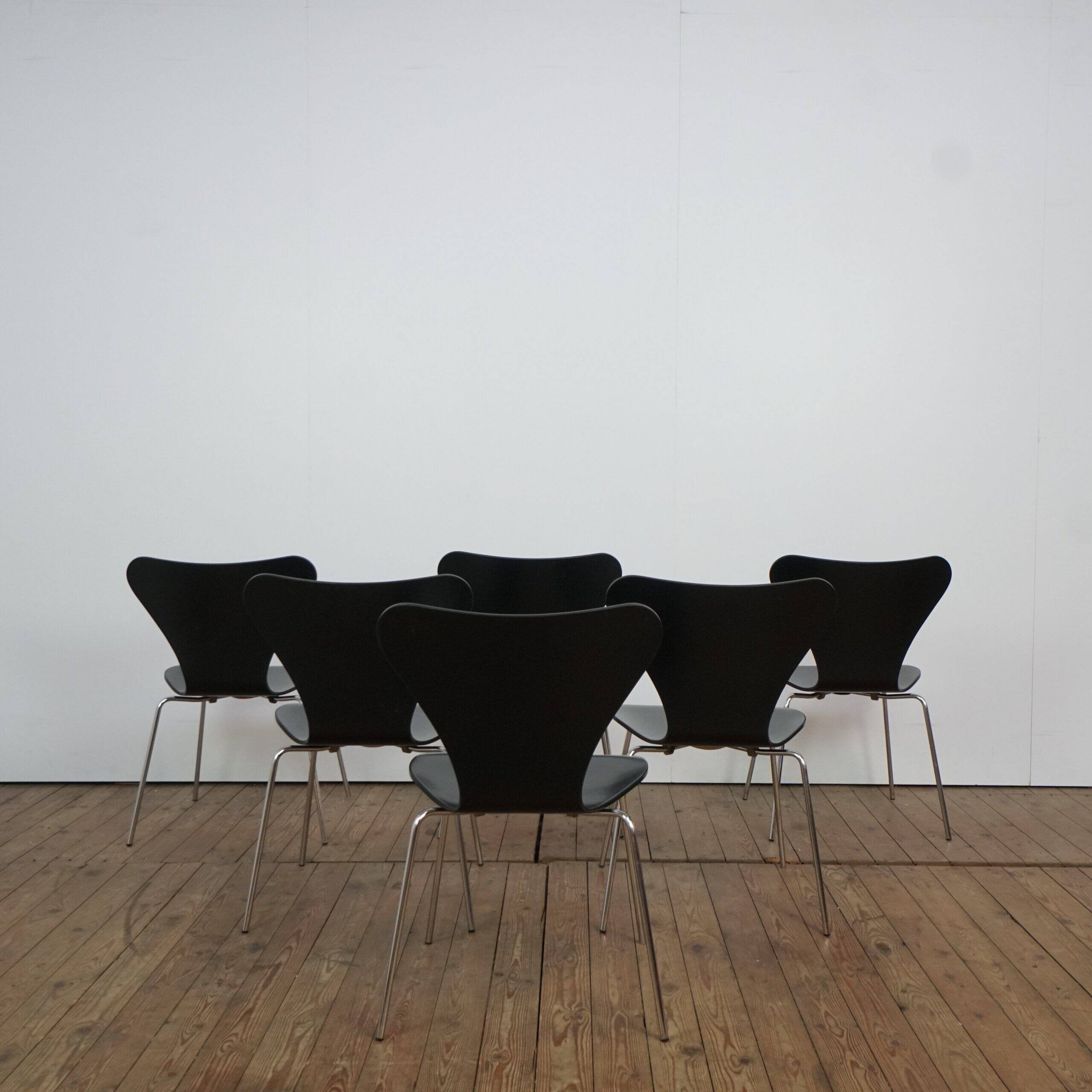 Ensemble de 6 chaises « papillon » d'Arne Jacobsen pour Fritz Hansen