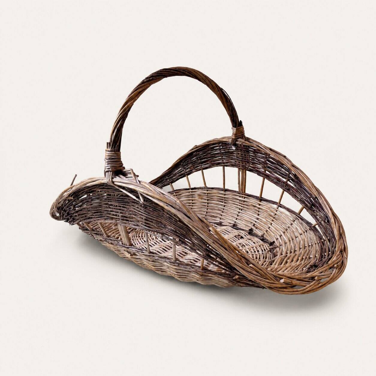Willow log basket