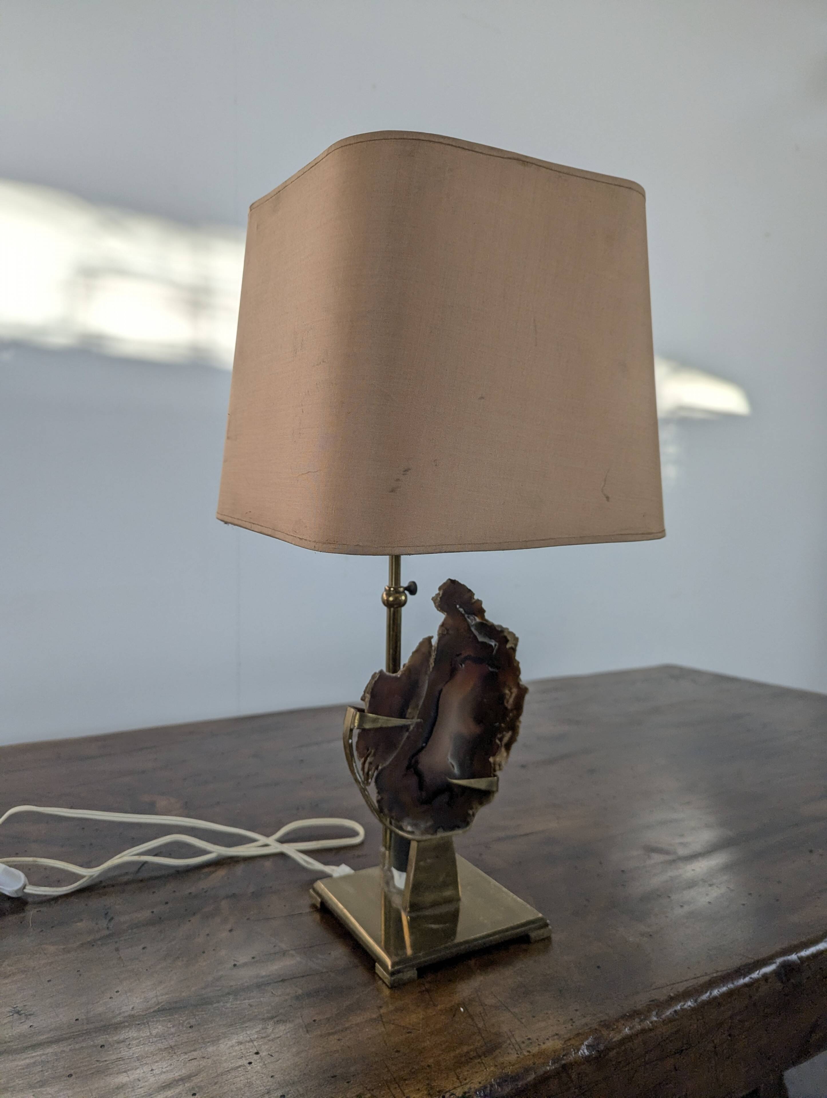 Agate and brass lamp