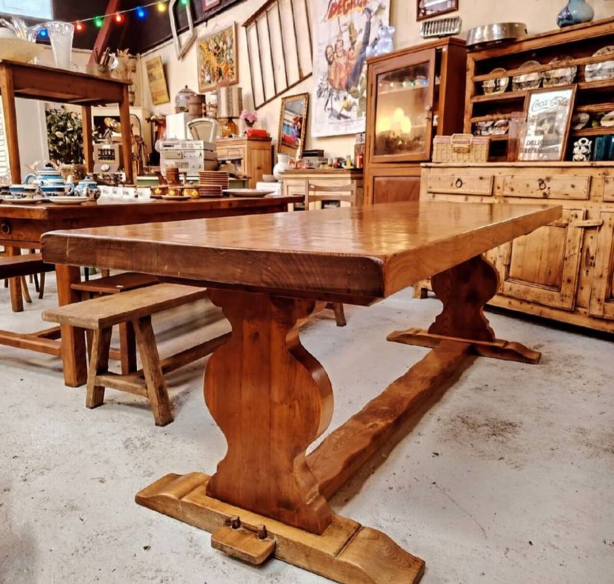 Table monastère