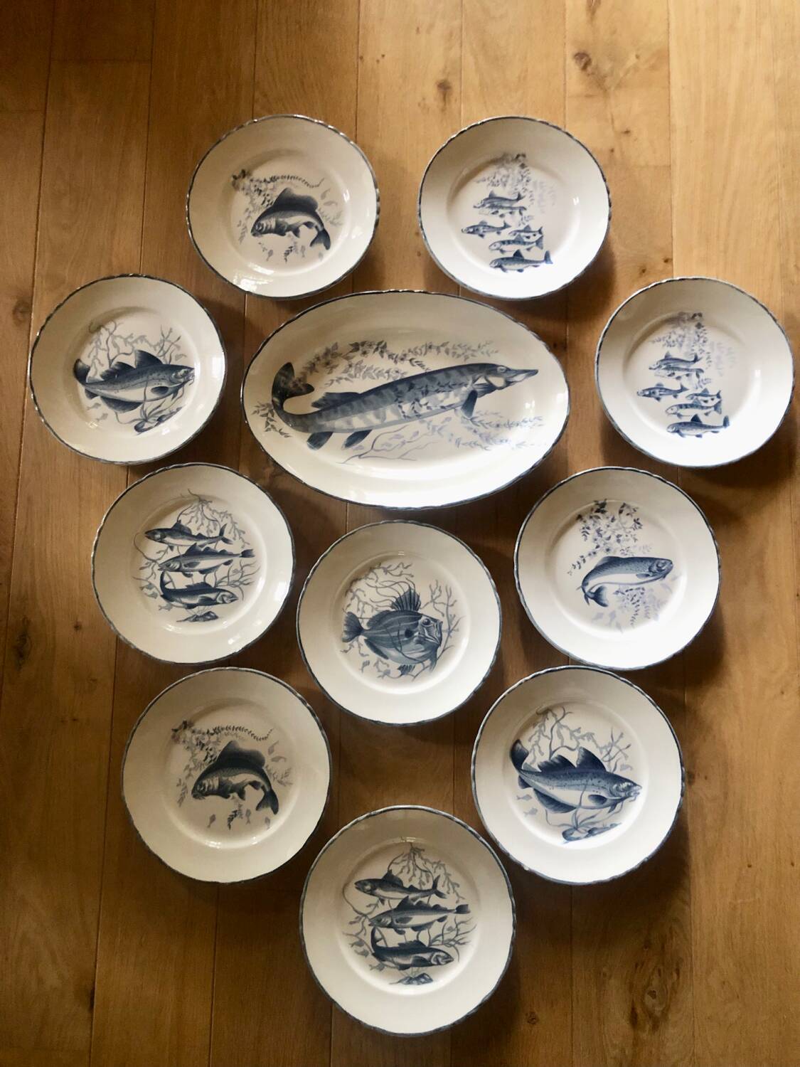 Fish service at Moulin Des Loups