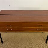 Vintage console old knitter