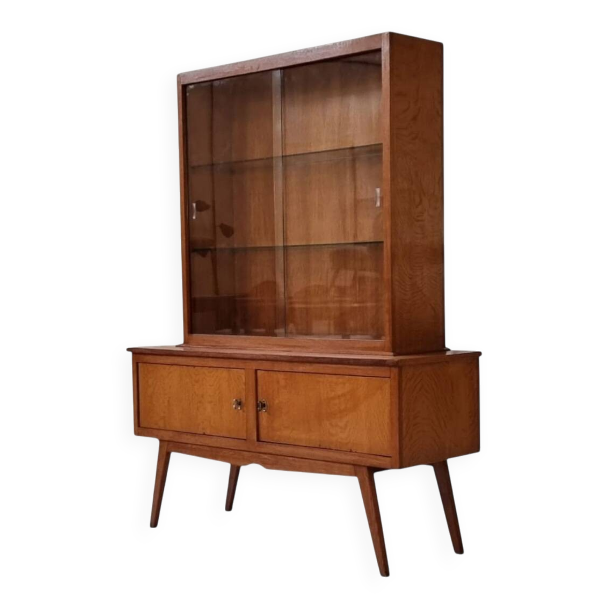 Vitrine du milieu du siècle