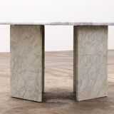 Italian Marble coffee table, timeless design from the 1970s