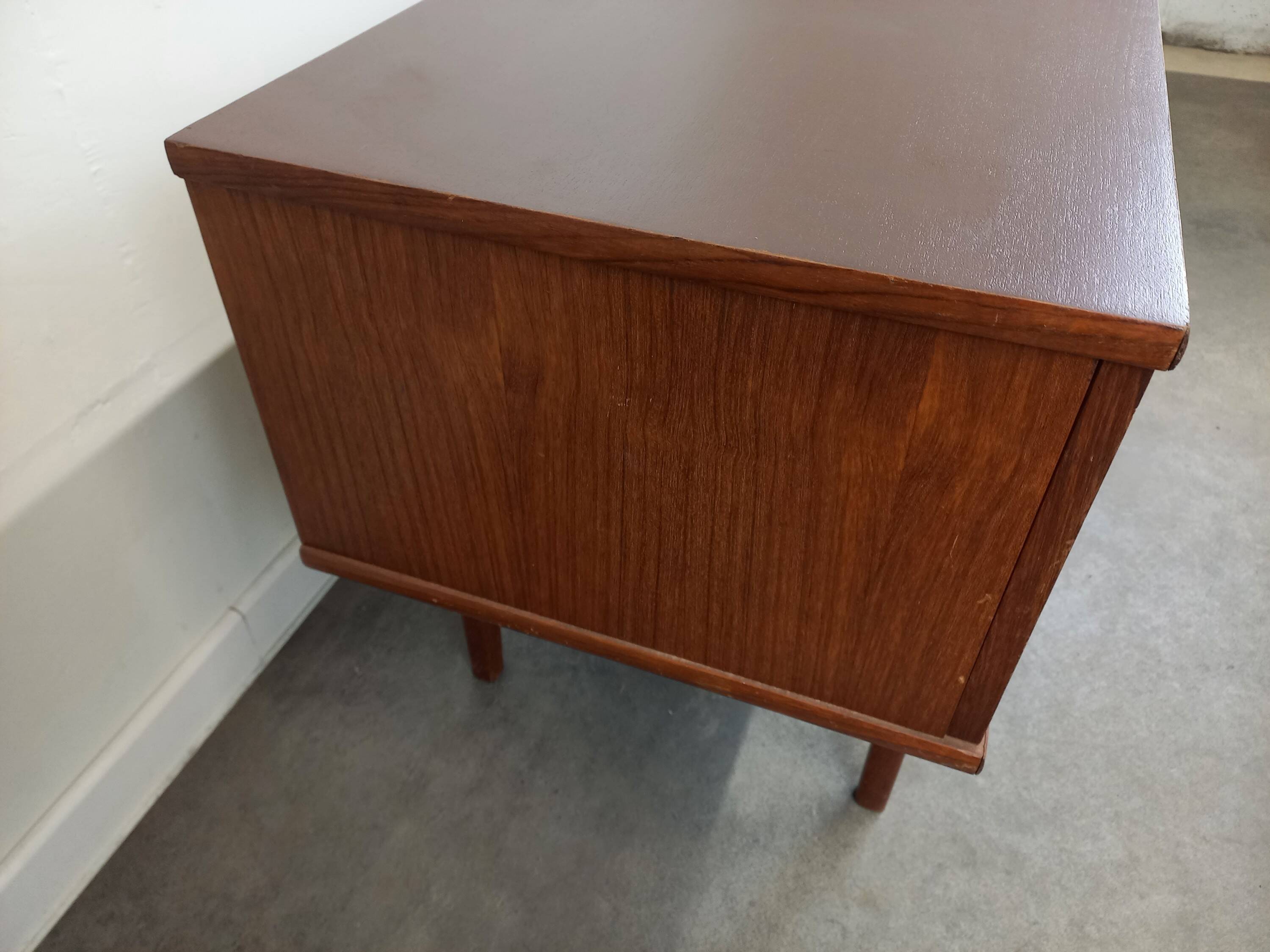 Commode scandinave