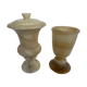 Paire de vases Médicis