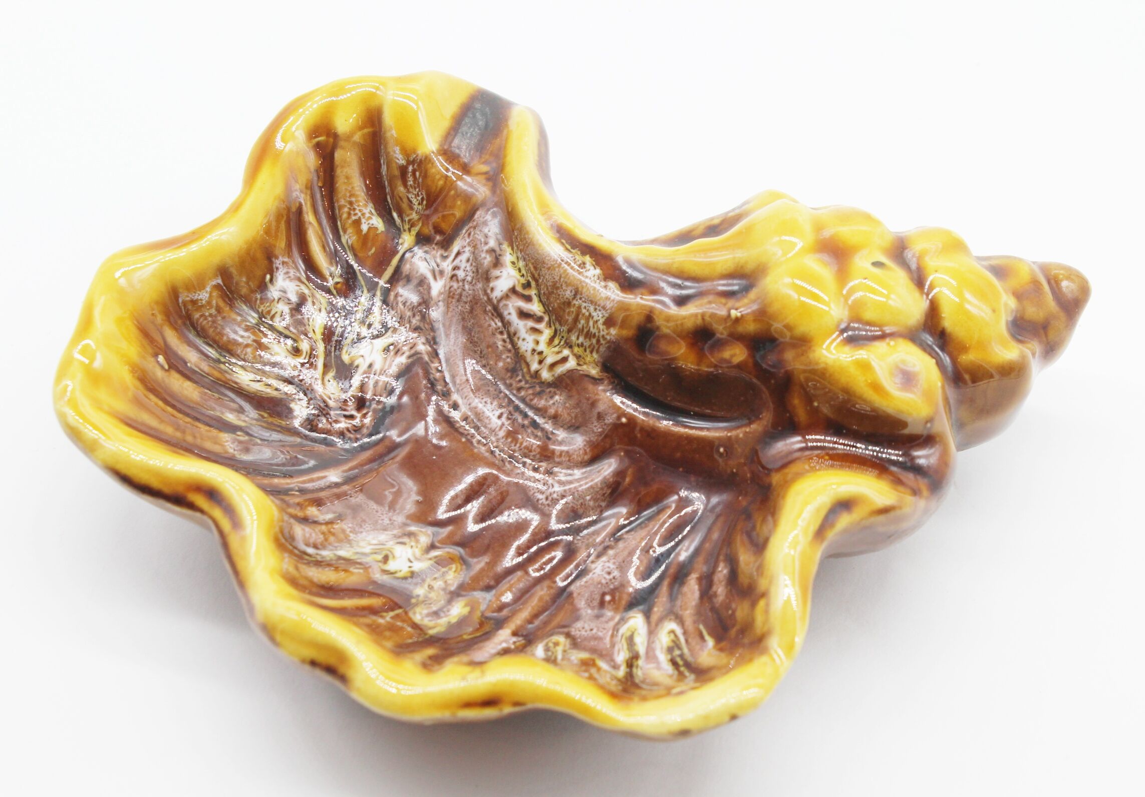 Ceramic shell catchall