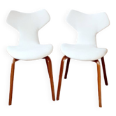 Pair of chairs Grand Prix by Arne Jacobsen
