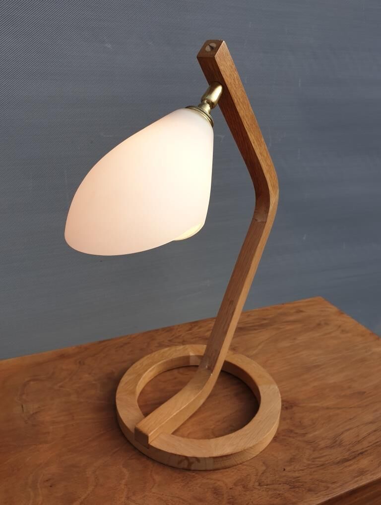 Scandinavian snowdrop design table lamp