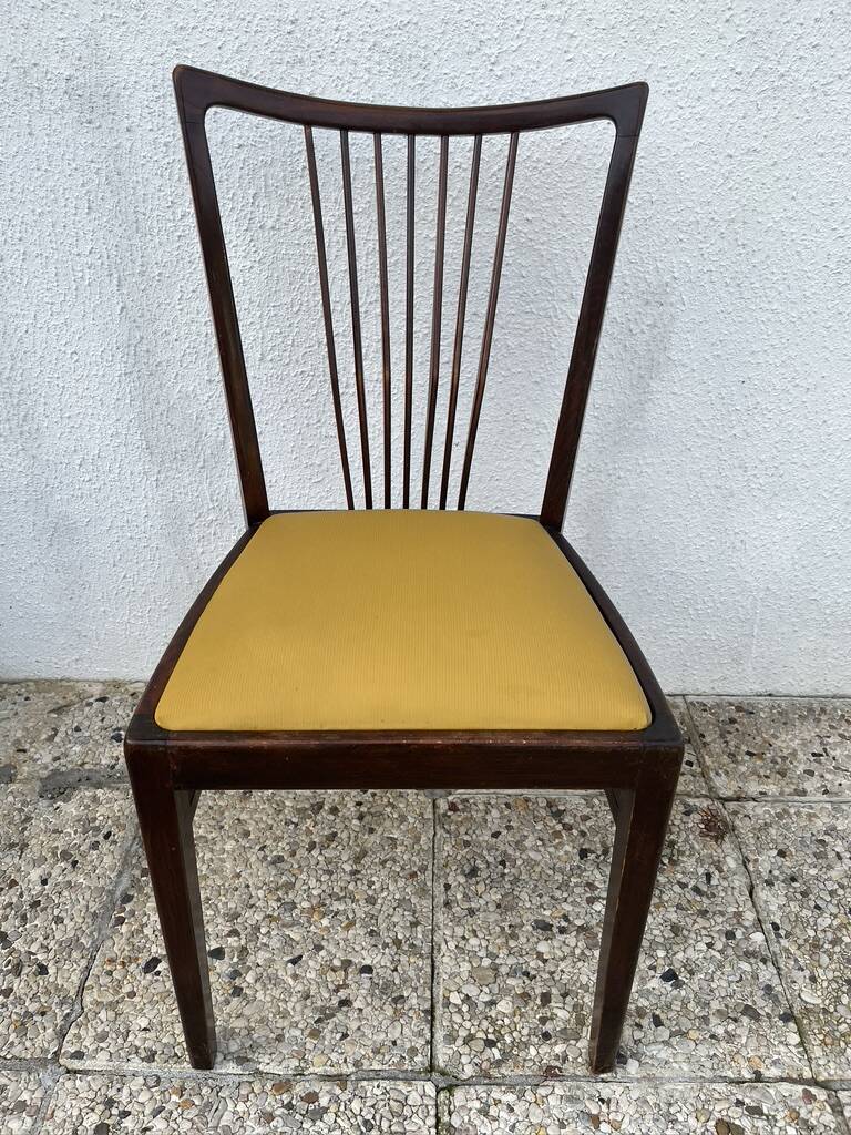 Lot de 4 chaises Casala vintage