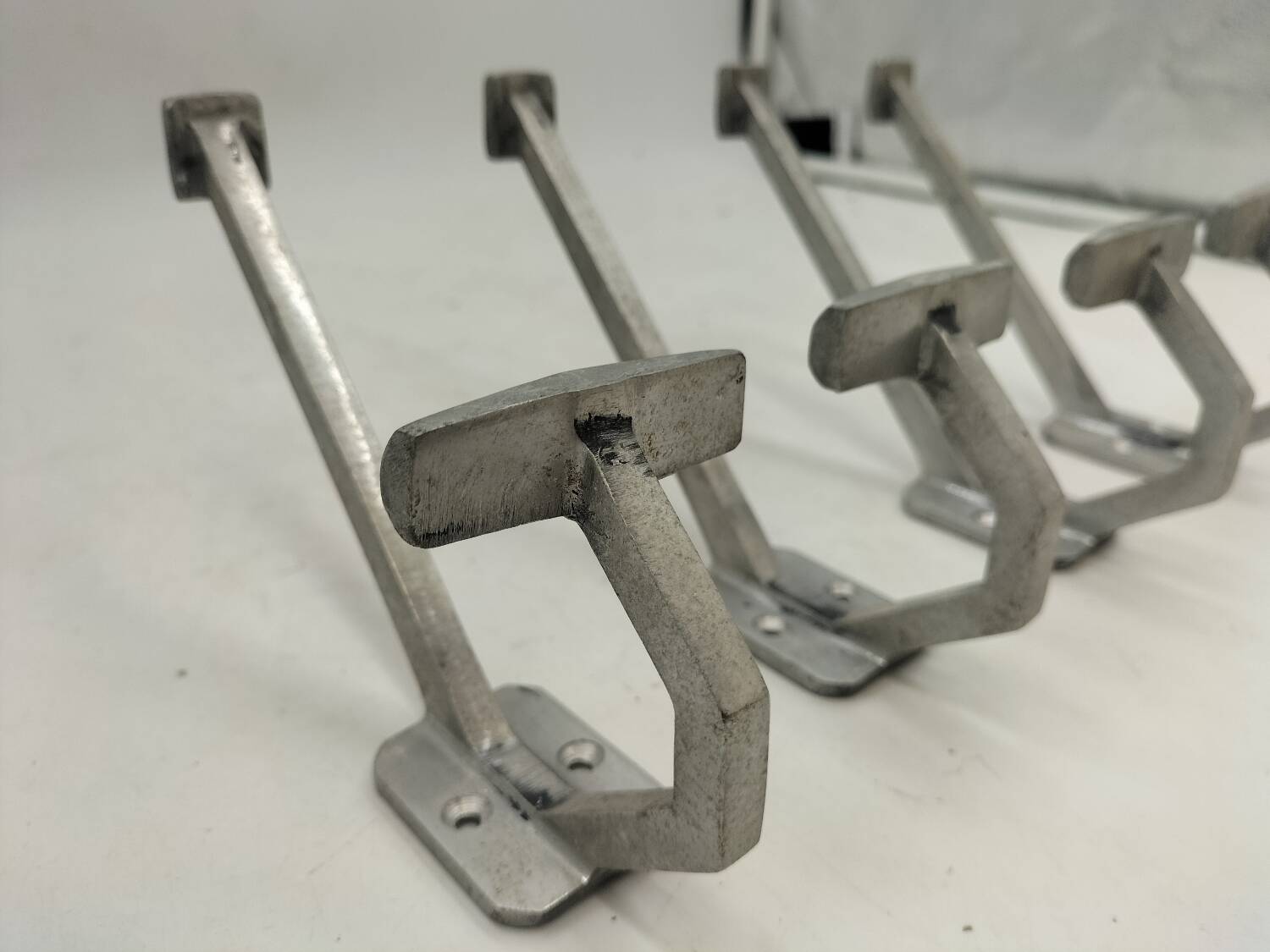 Set of 4 hooks