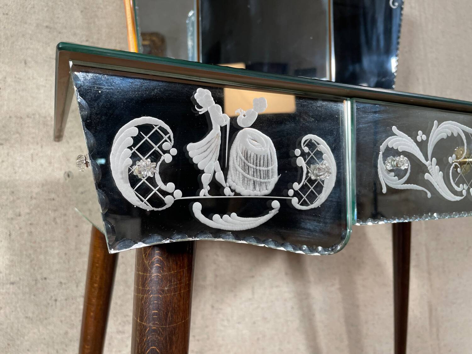 Venetian Hairdresser