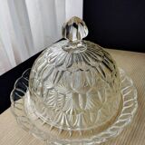 Cloche à fromage sur son plateau en verre pressé moulé
