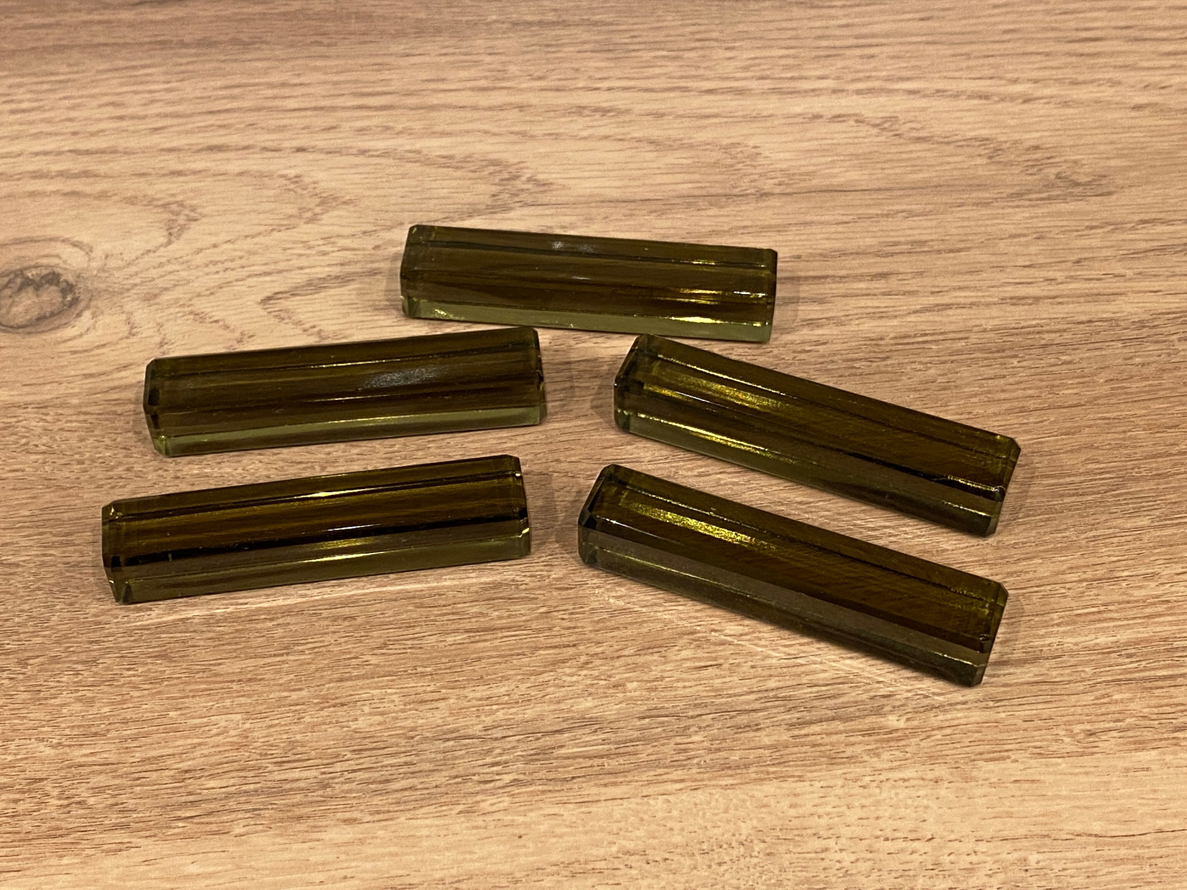 5 porte-couteaux en verre fumé