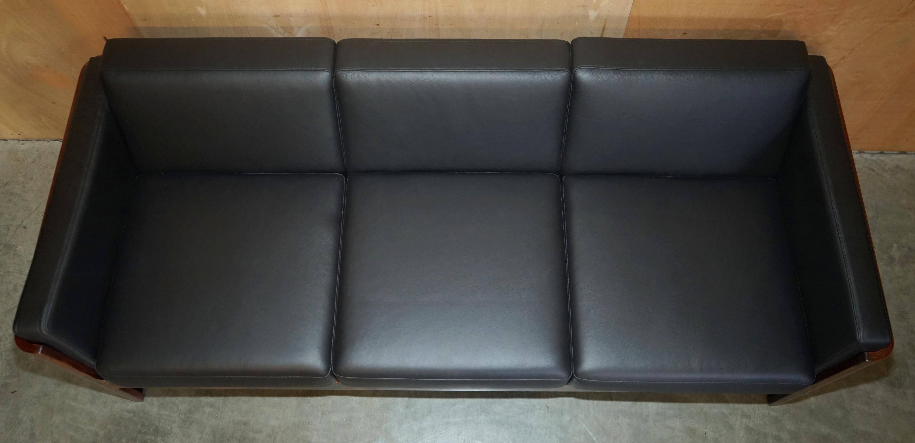 Mid-Century 3-seater canapé in Brazilian hardwood, 1966.