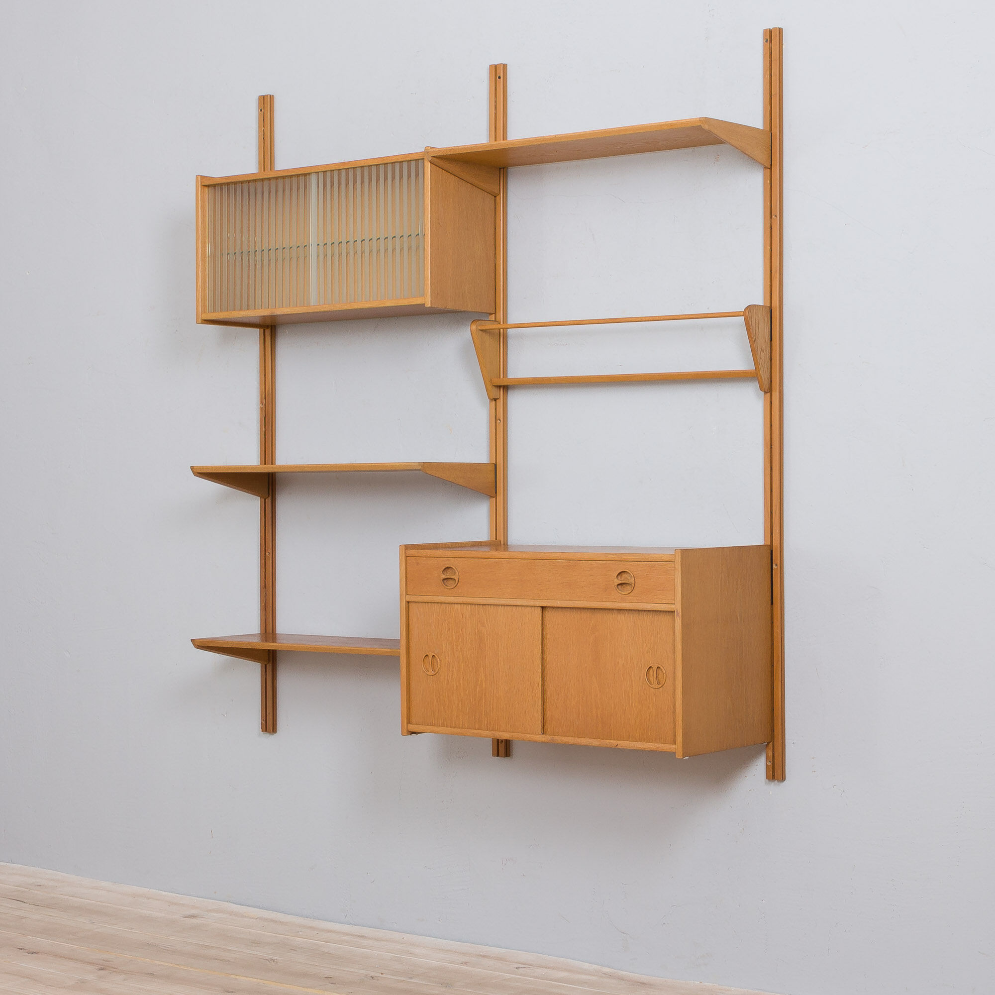 Two-bay oak wall unit by Sven Andersen, Norway 1970