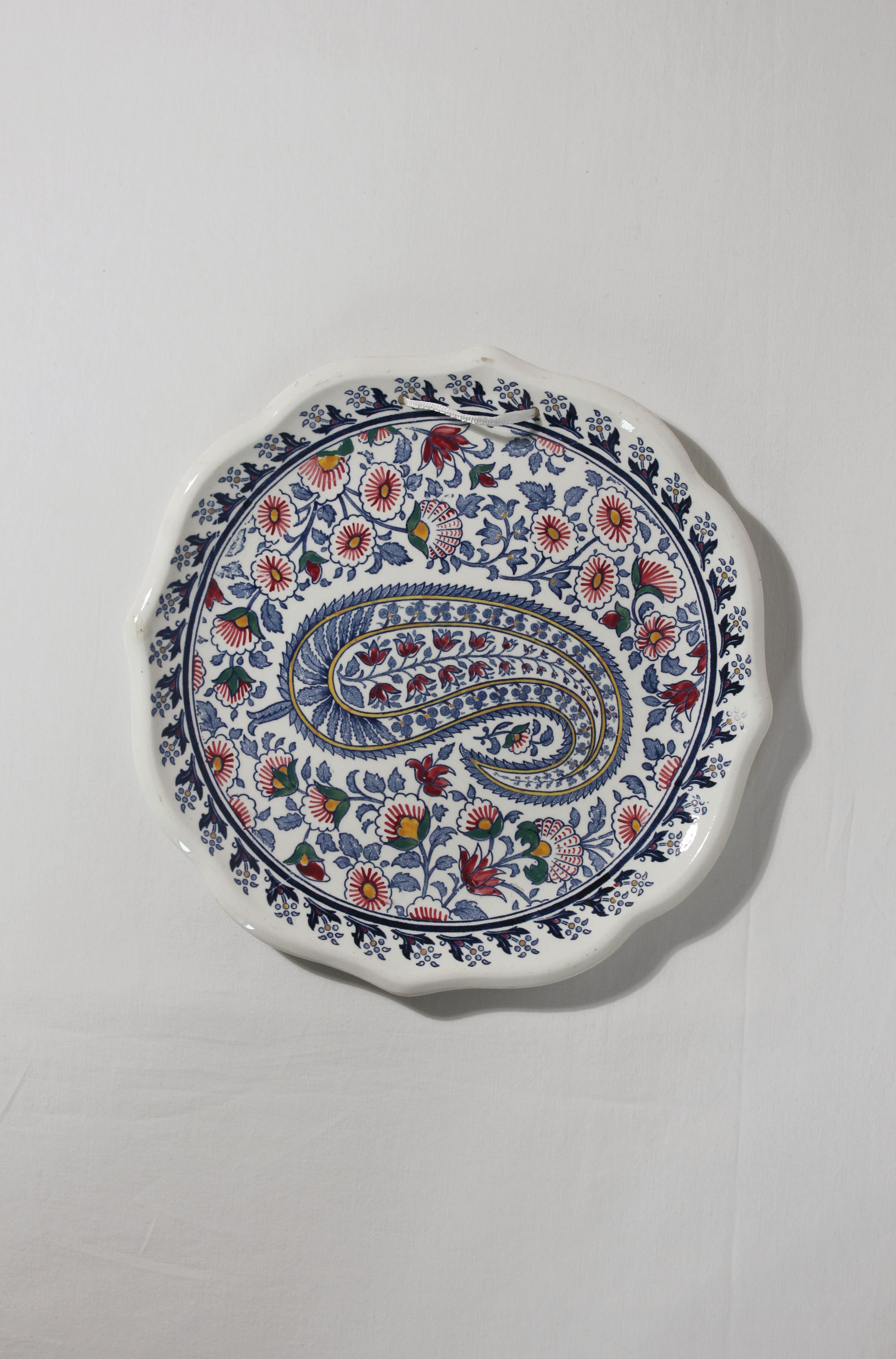 Vintage Gien earthenware plate with "Cashmere" decor