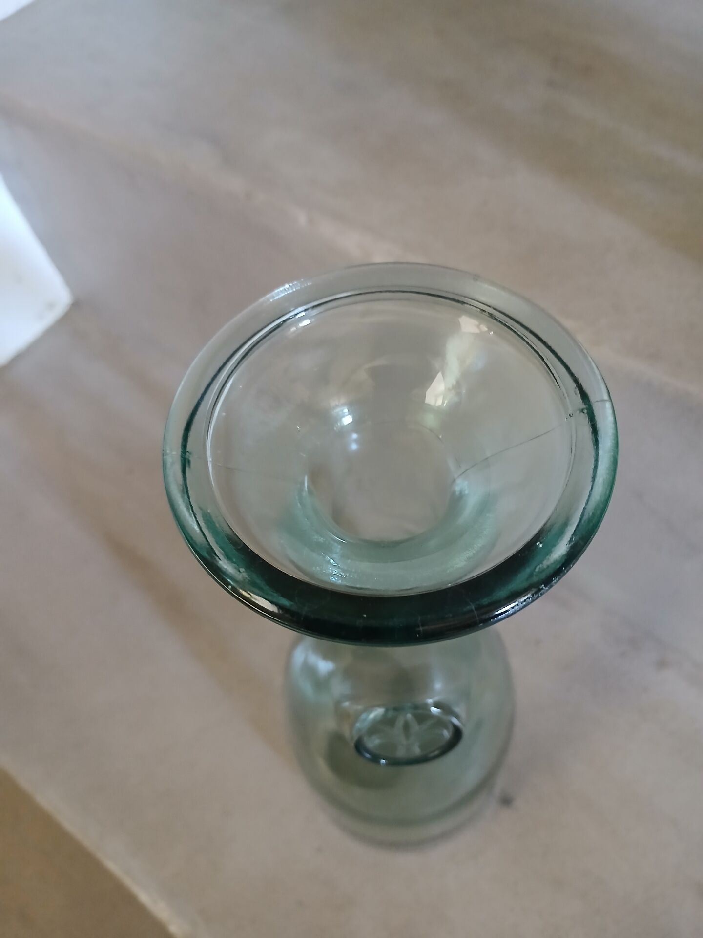 3 carafes en verre