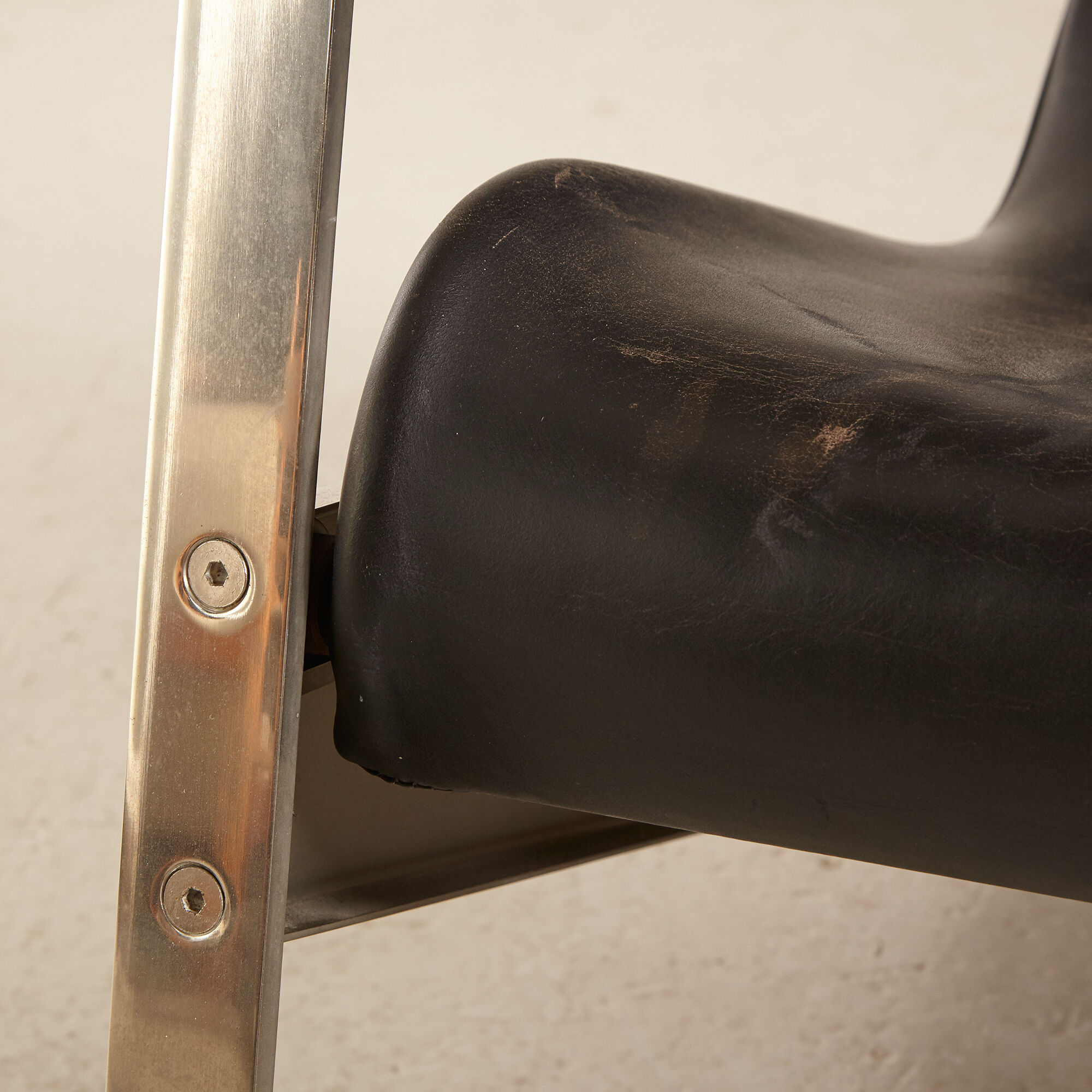 "Grand repos" armchair by Jean Prouvé