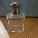 Flacon de parfum ancien bouchon en métal argenté