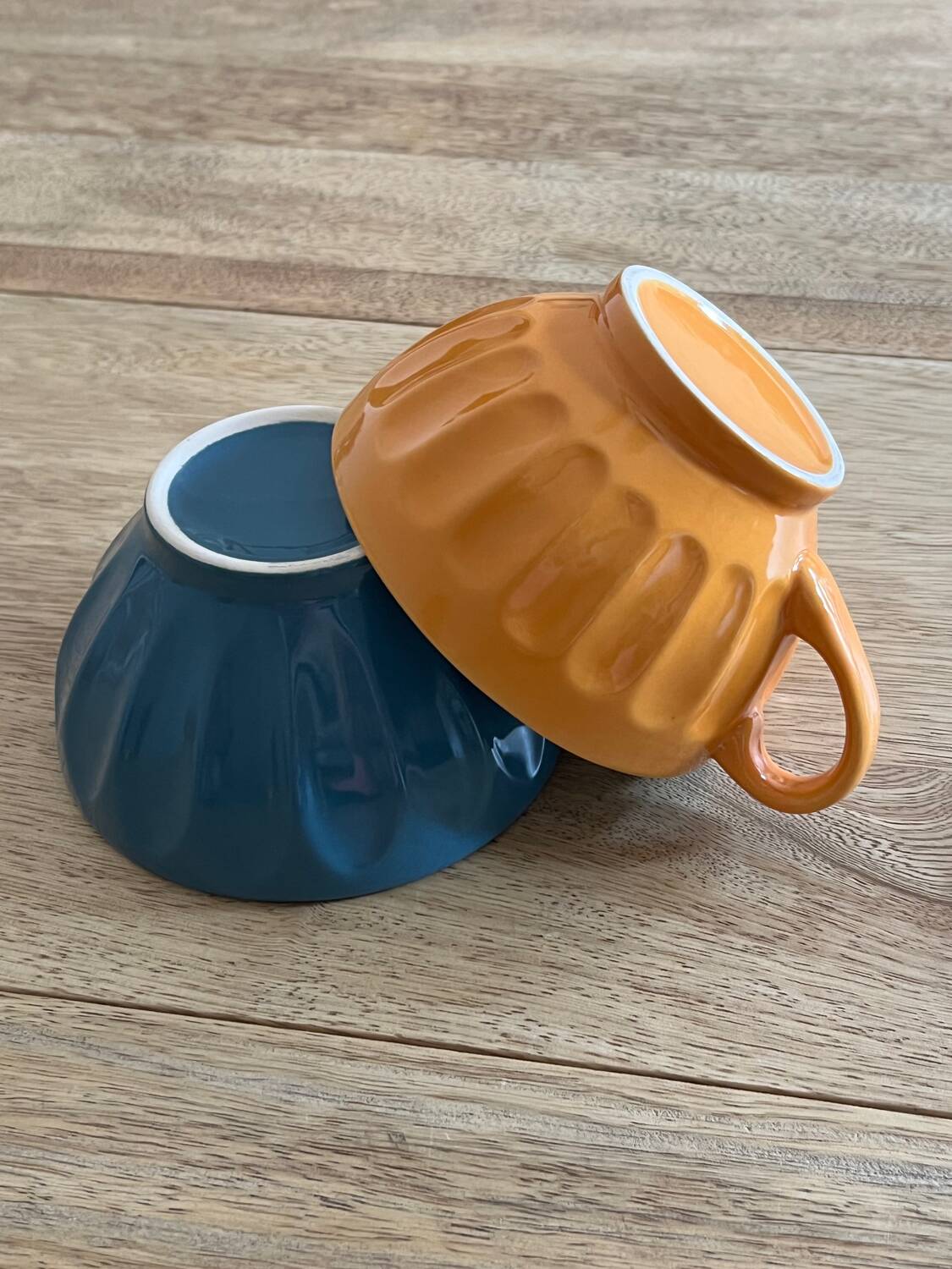 2 colorful faceted bowls