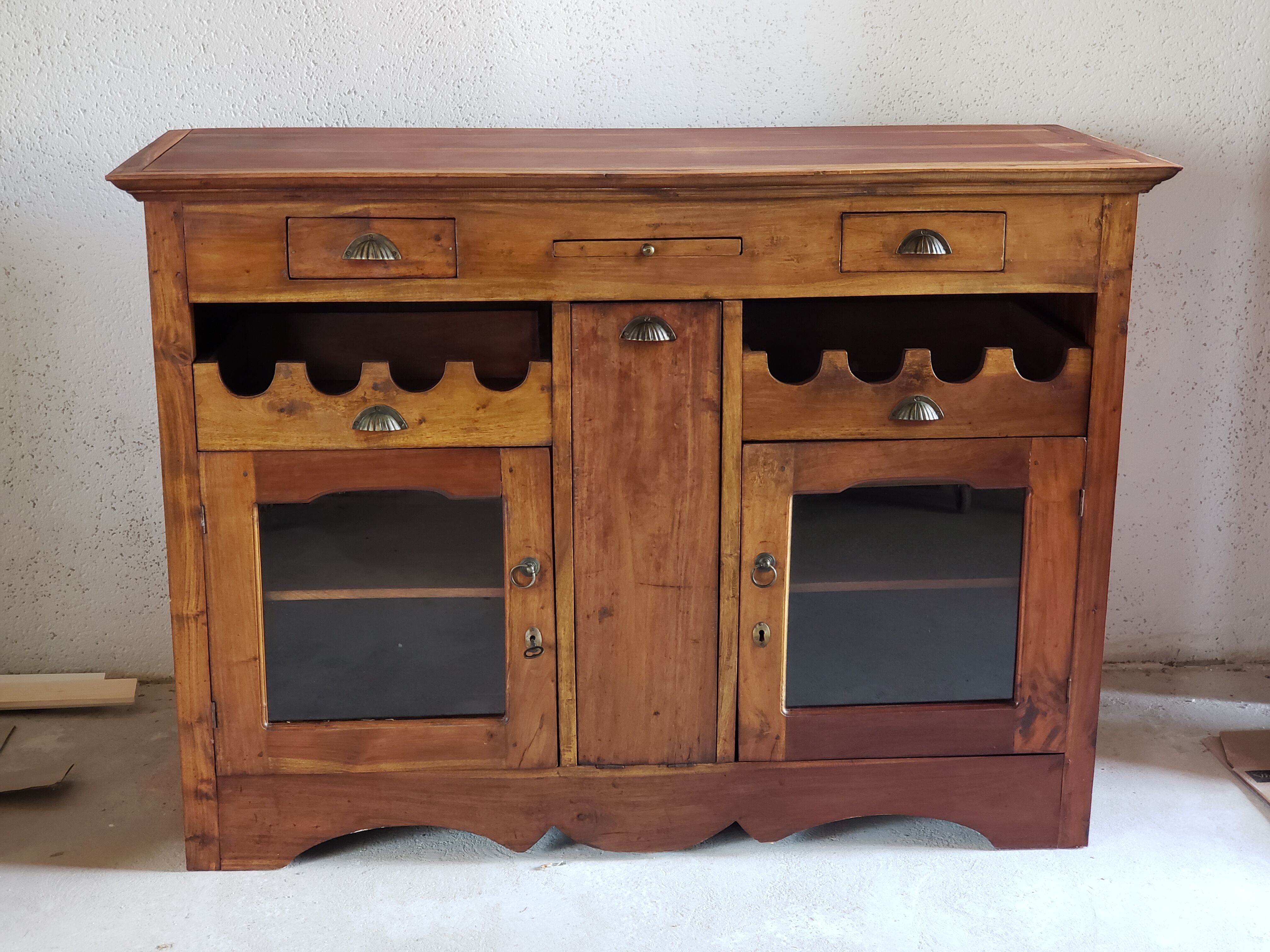 Farm kitchen furniture