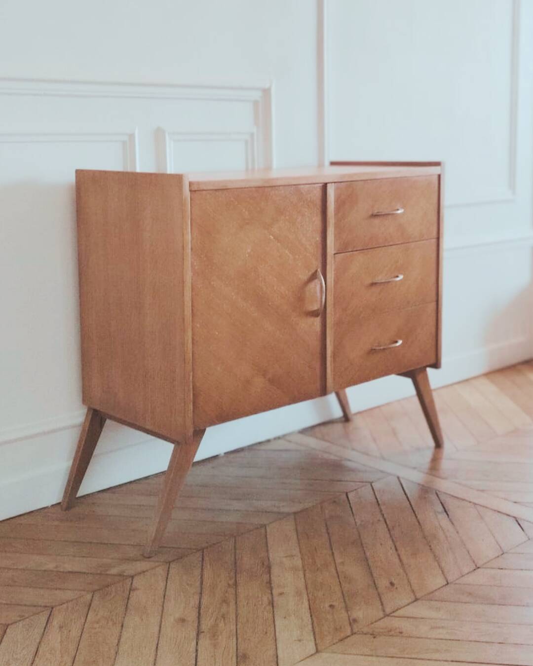 Small vintage buffet in Scandinavian style, 1950s-60s.