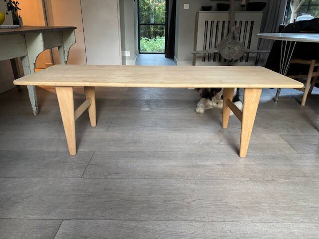 solid oak coffee table - Denmark 70s/80s