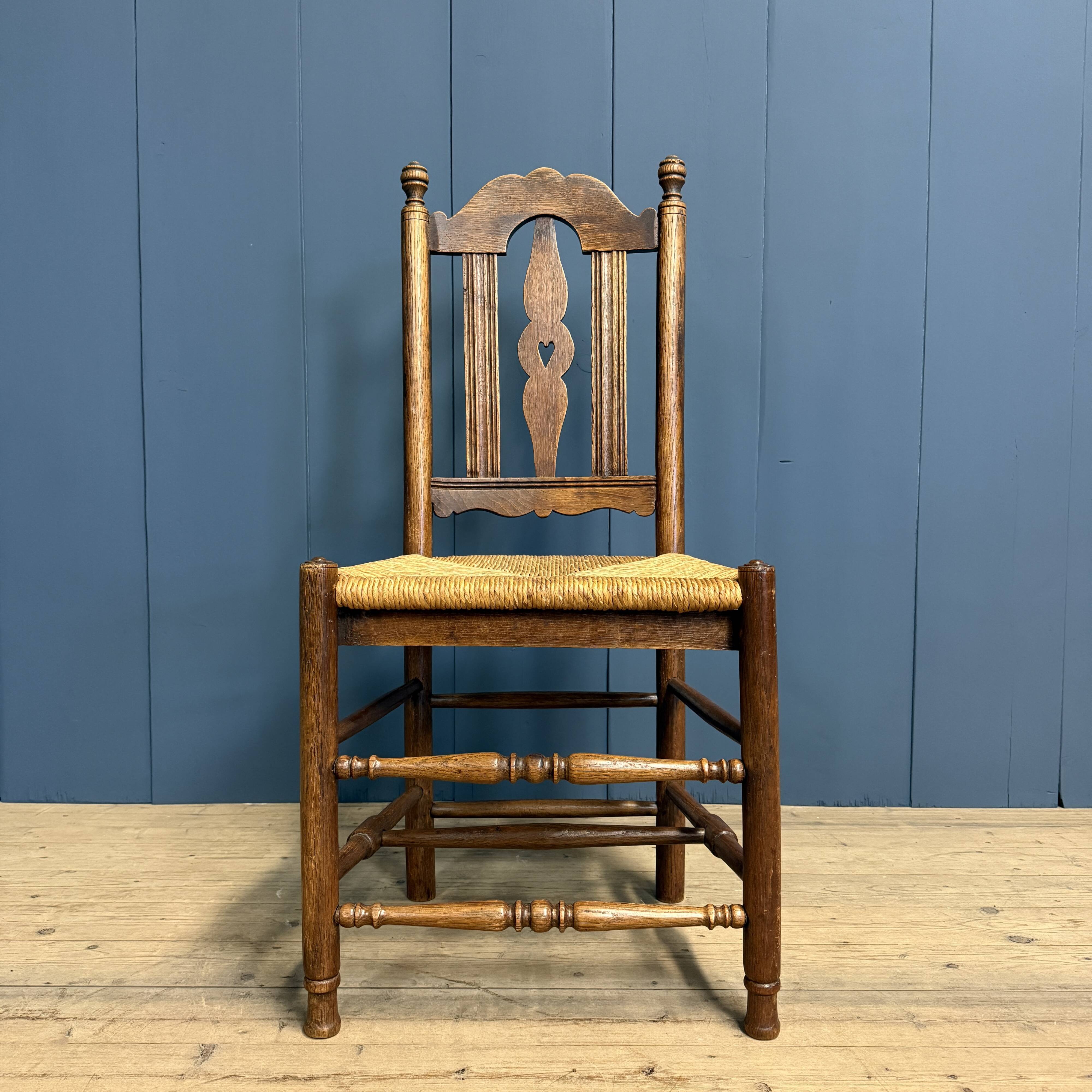 Dutch chair in oak with a straw seat
