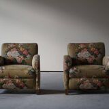 Modern Danish pair of curved lounge chairs, original fabric, Fritz Hansen, 1940.