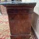 Commode époque restauration en placage d'acajou flammé