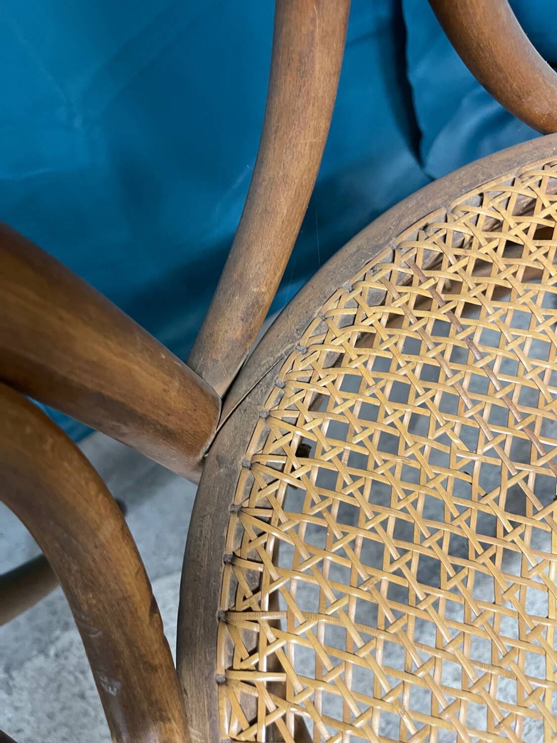 4 chaises thonet n 19 de bistrot bois courbé