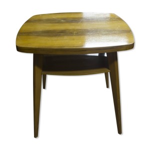 coffee table in the middle