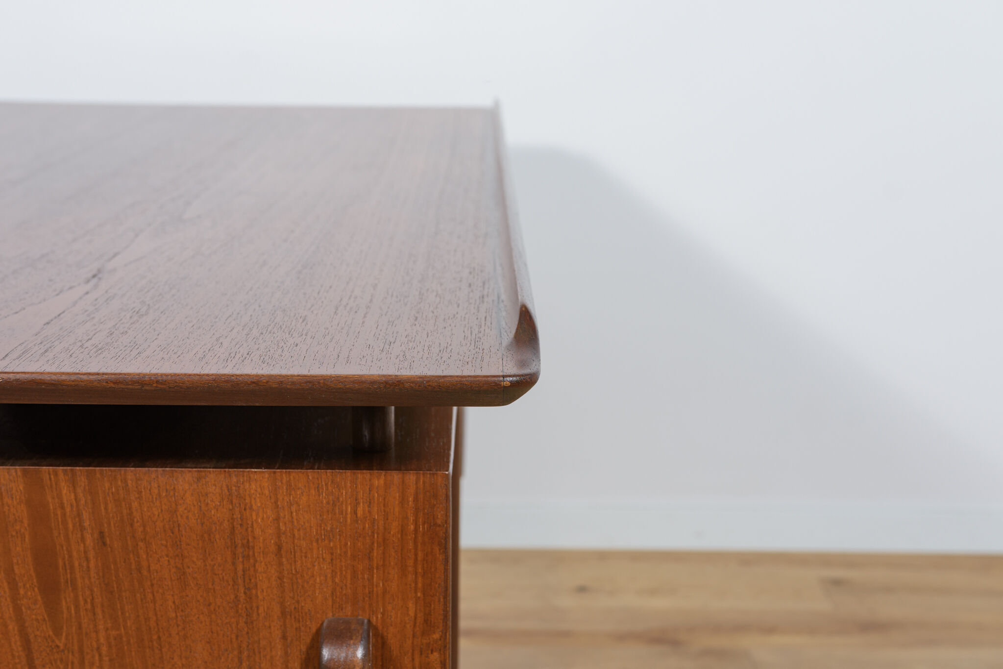Mid-Century Freestanding Teak Desk, 1960s