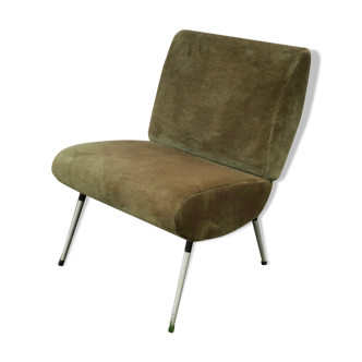 Pelfran low chair kiss model