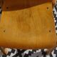 Paire de chaises en bois clair, assise et dossier post formé