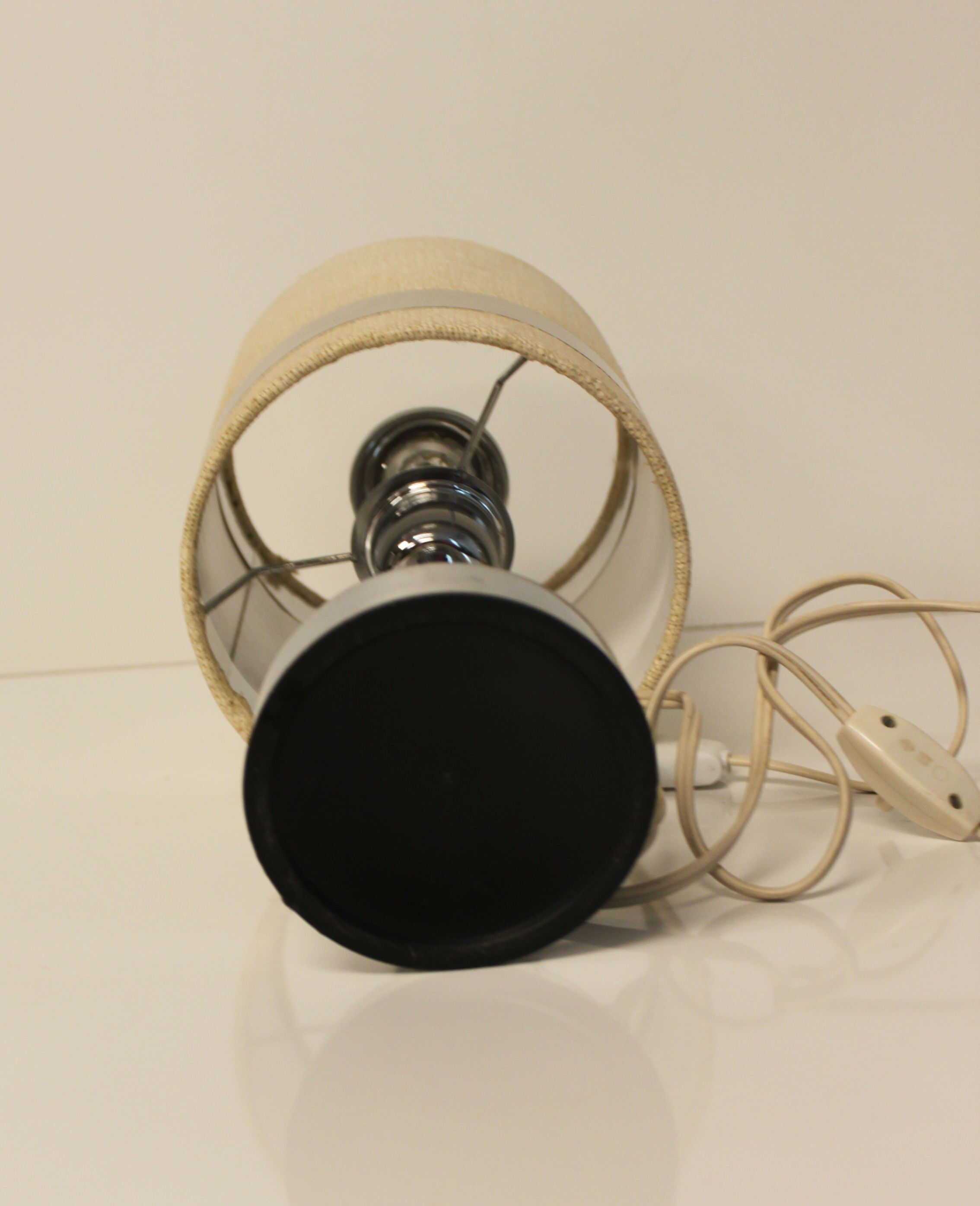 Pair of Delmas brand lamps