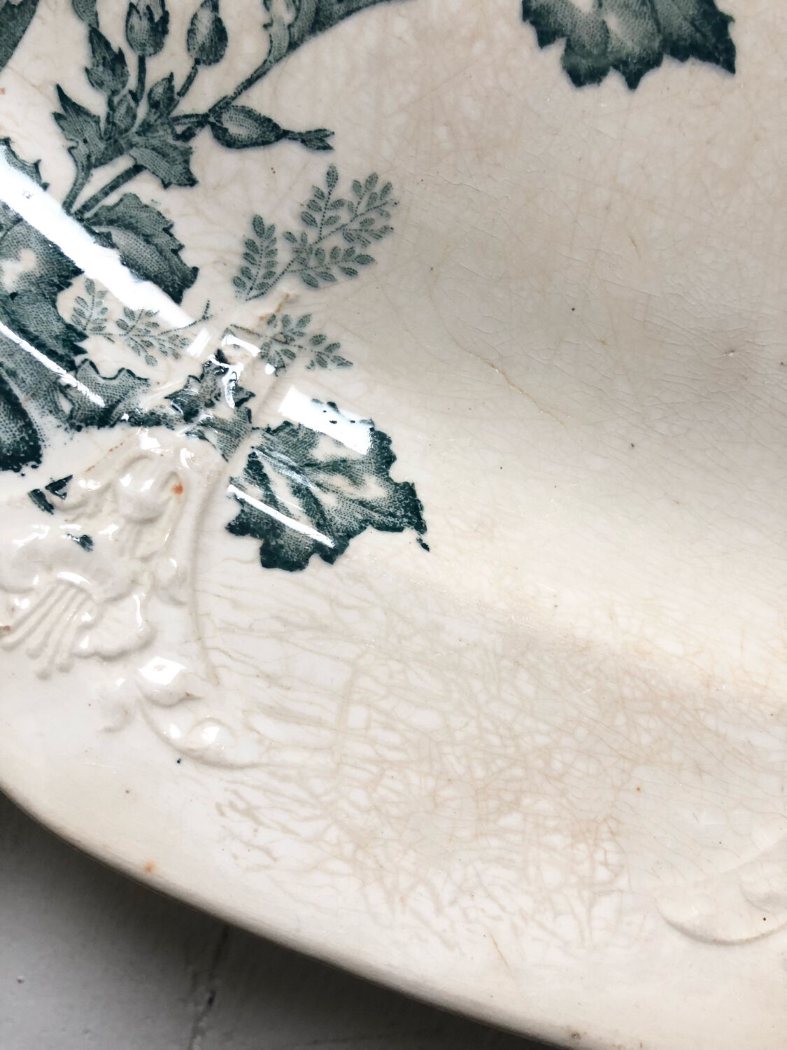 Flat oval iron earth bird and butterfly