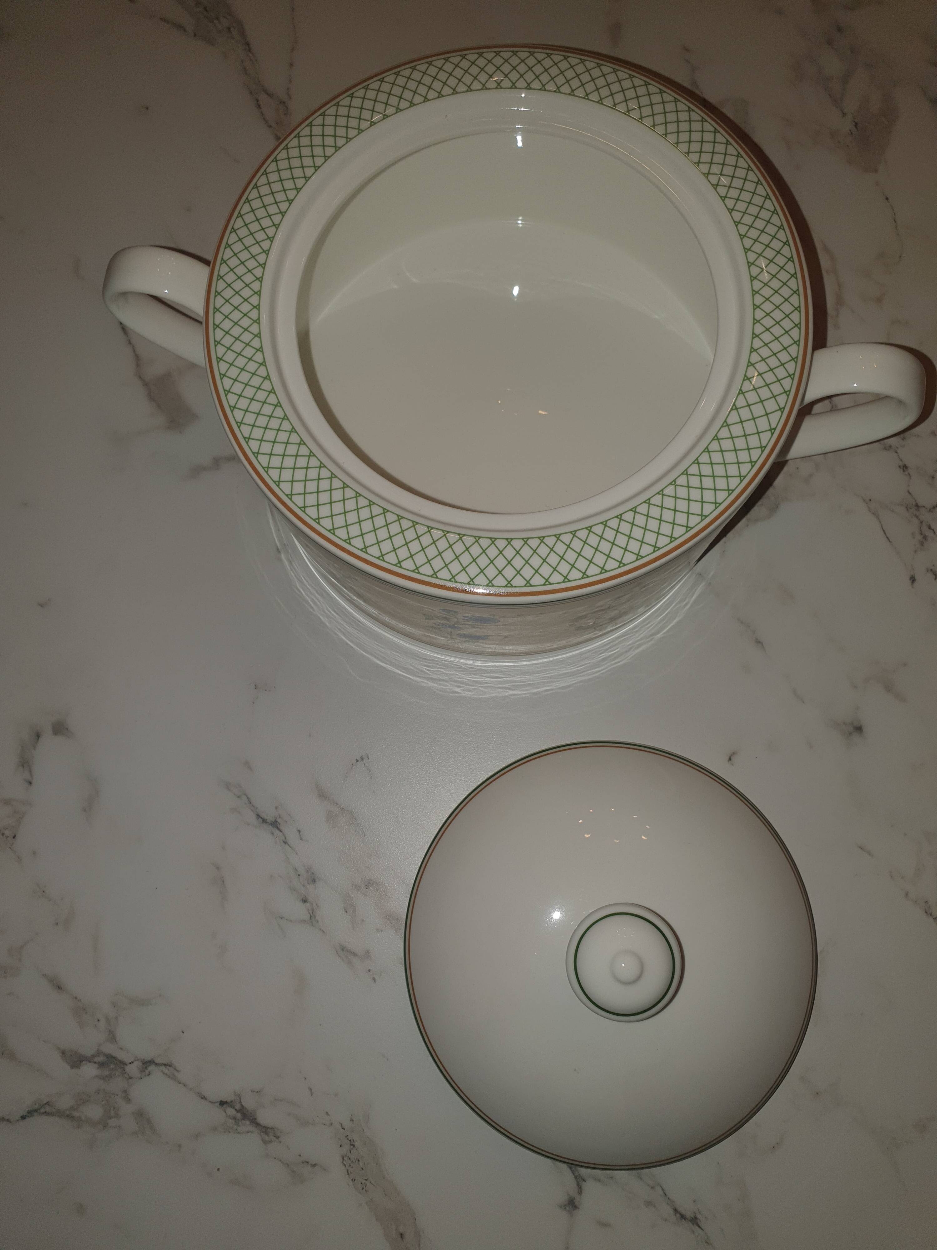 Soup tureen VILLEROY BOCH Model EDEN