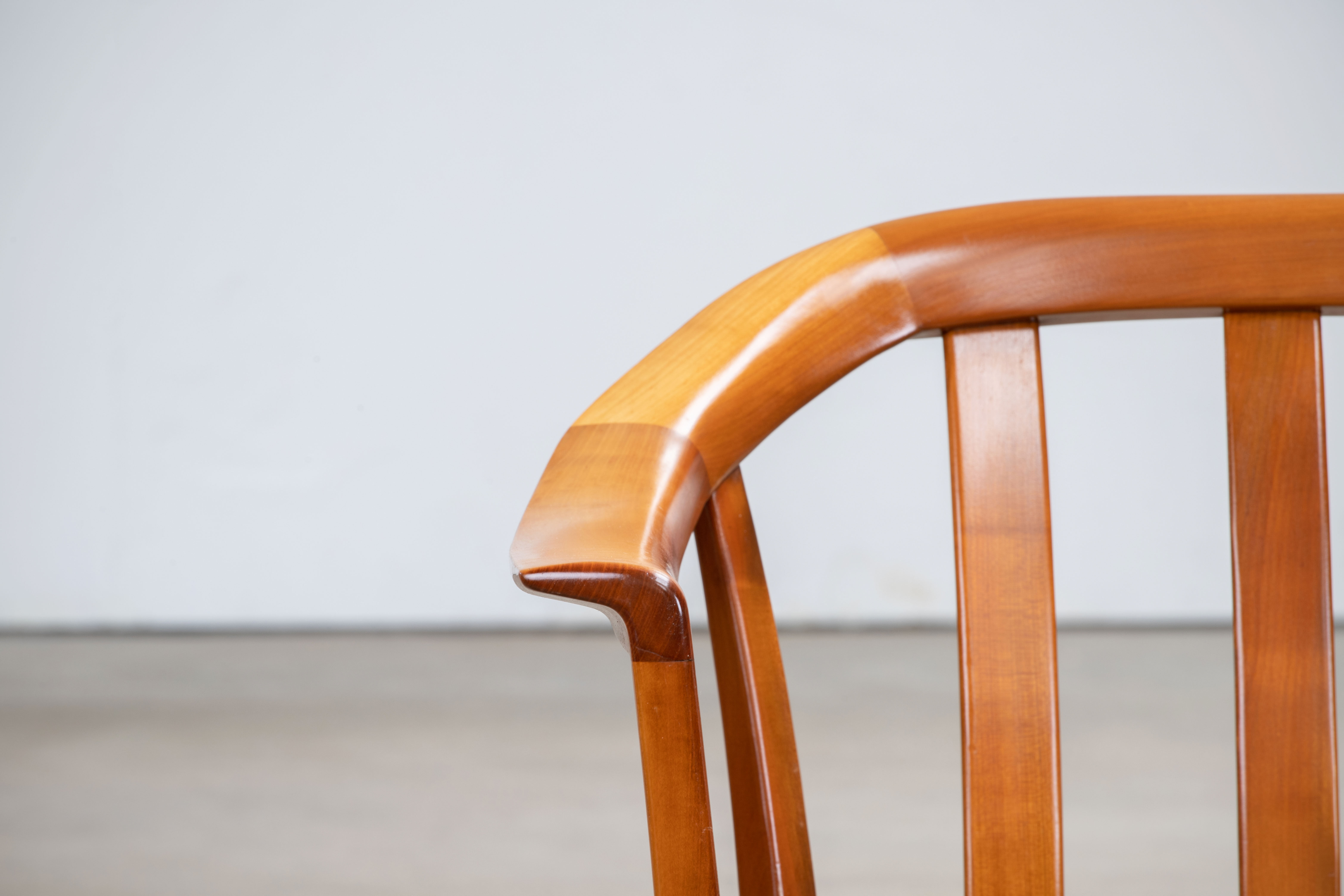 Vintage Scandinavian Sofa – 133 cm