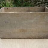Old crate has plums wood