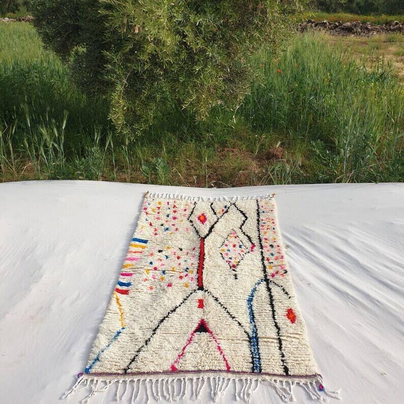 Berber rug in natural wool 250cm x 150cm