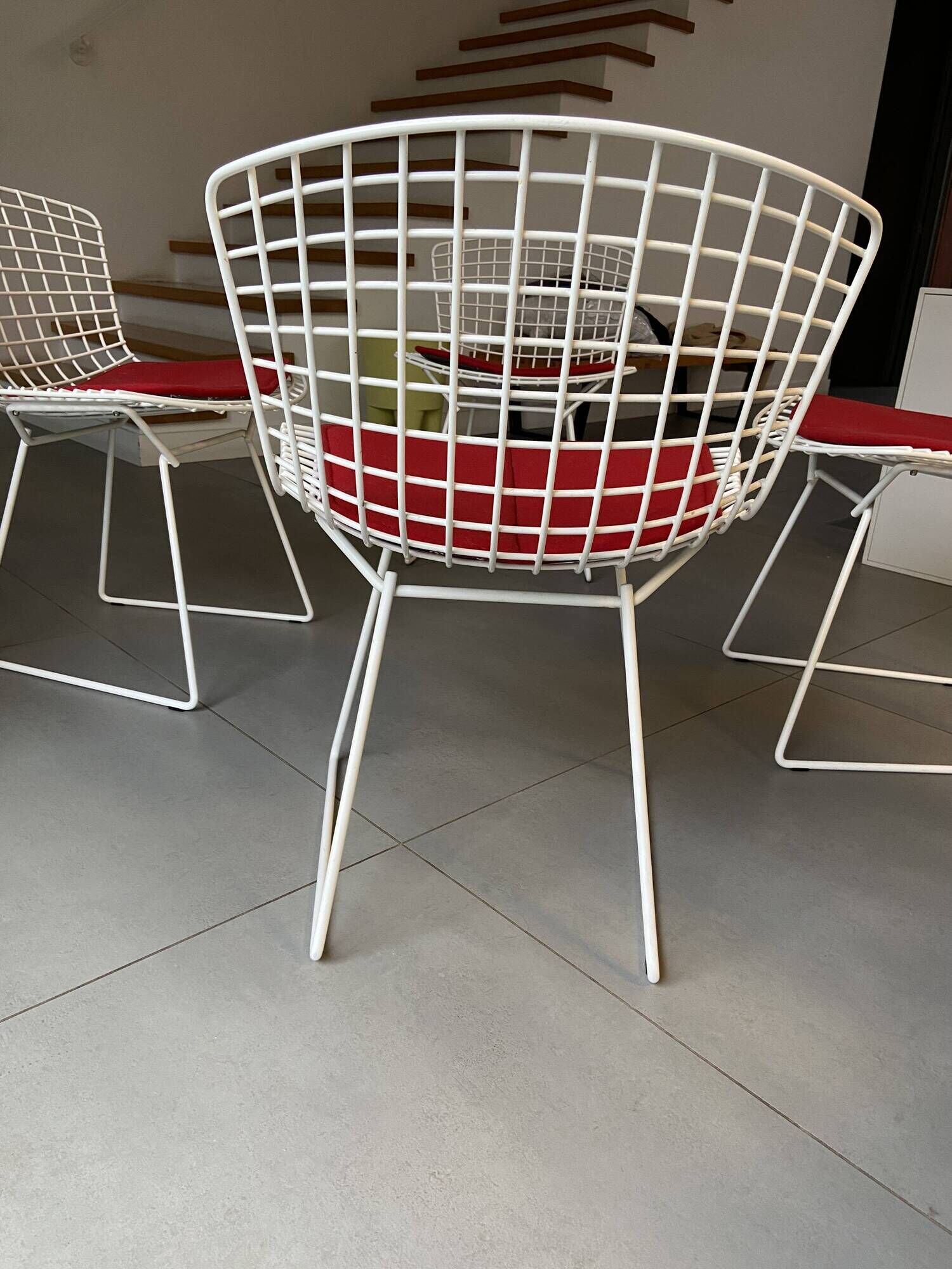 Bertoia Knoll chair with original red Knoll cushion in perfect condition.