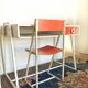 Bureau et sa chaise vintage en formica orange