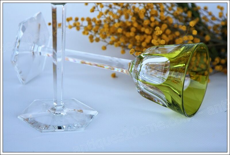 Wine glass of the Rhine Roemer Baccarat Crystal model Harcourt