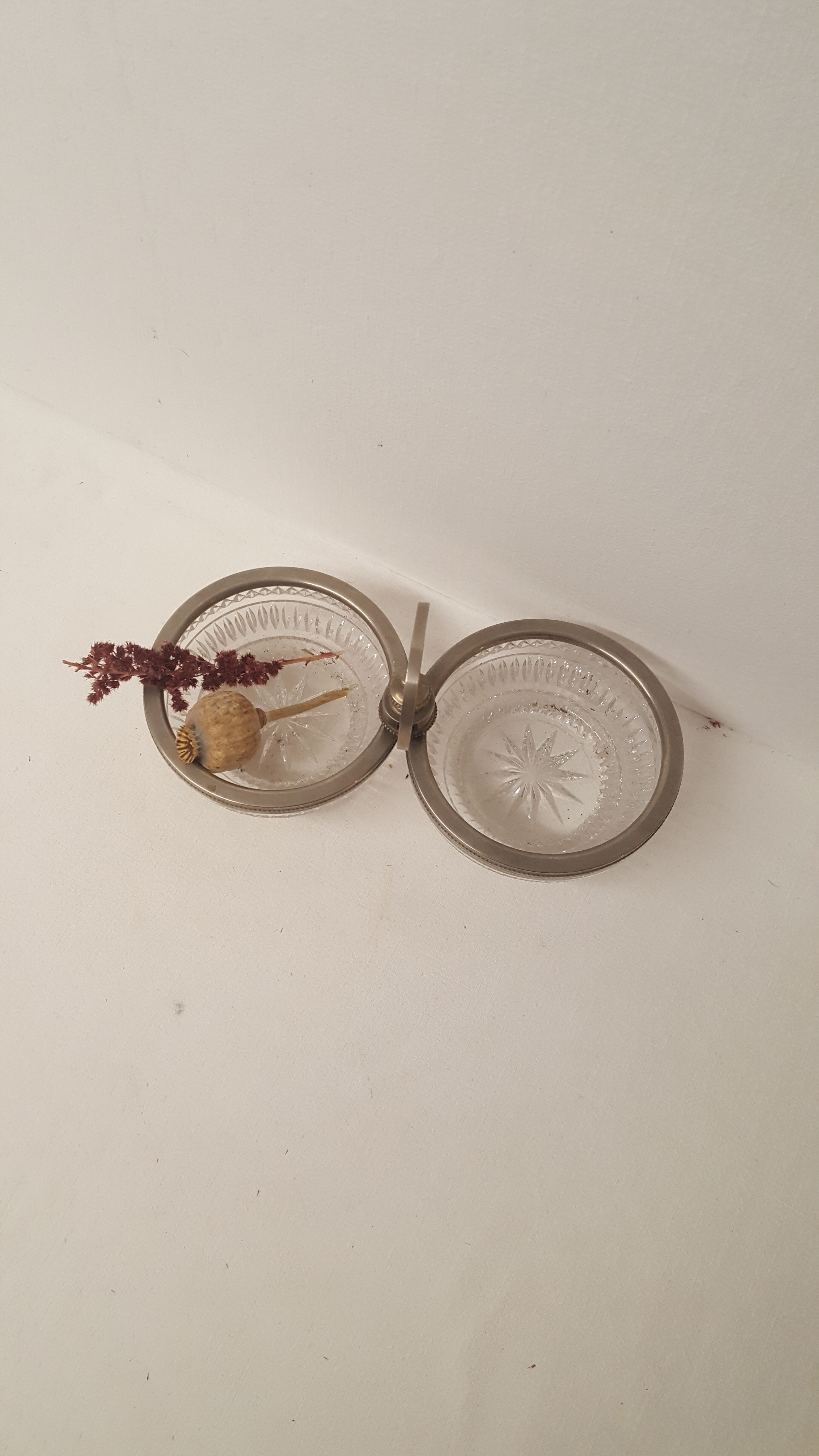 Aperitif servant, glass and silver metal