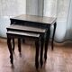 Ensemble de 3 tables gigognes en bois et nacre, style damascène